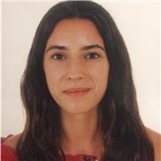 Profesora de clases de enfermería y ciencias de la salud imparte clases online